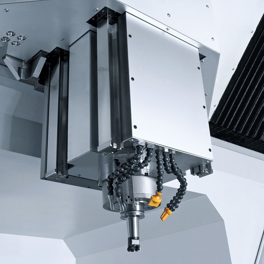 RXU1200 Innenraum – Machining area