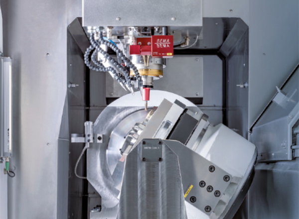 RPT Edelstahlverkleidung – Stainless steel covered working area